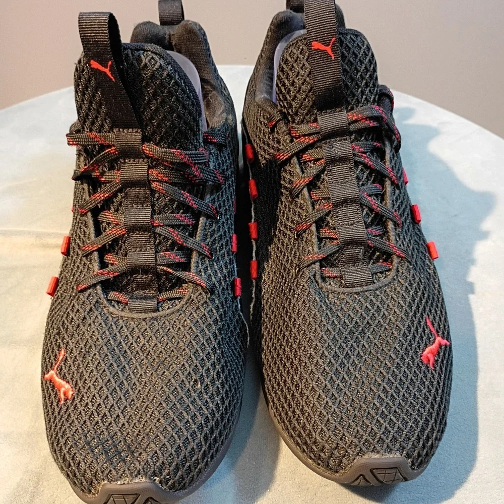 Puma Axelion Spark Mens Running Shoes Black Red Size 11